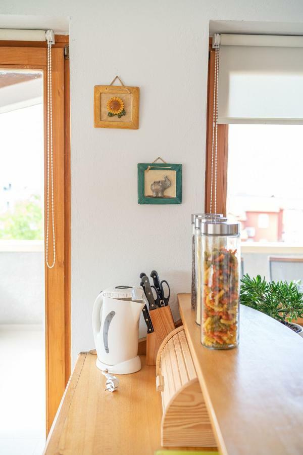 Apartman Skroza Vodice Bagian luar foto