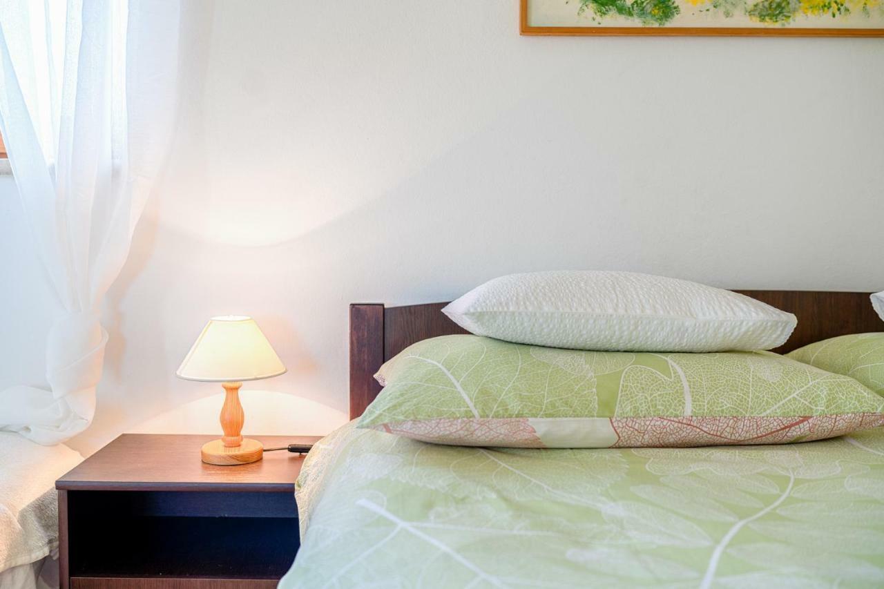 Apartman Skroza Vodice Bagian luar foto