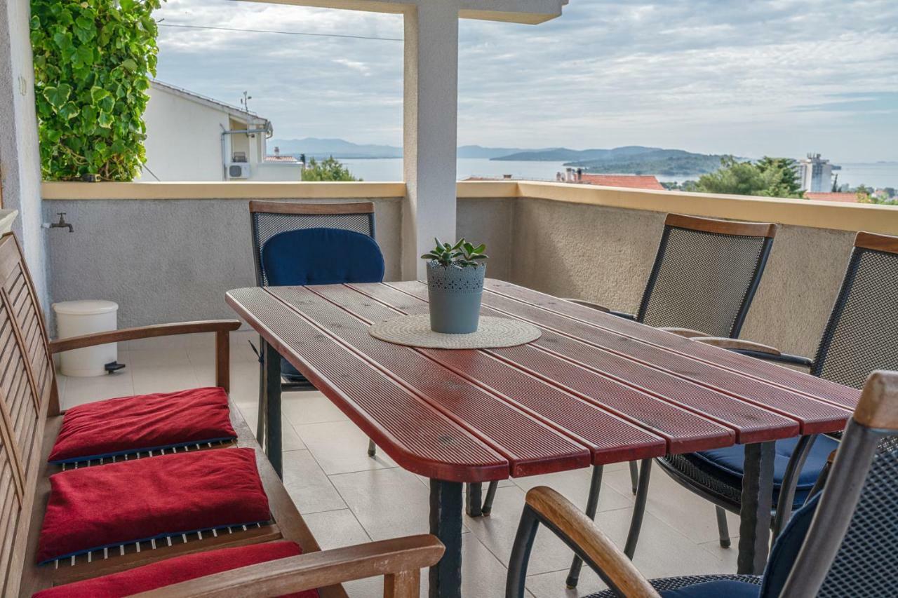 Apartman Skroza Vodice Bagian luar foto